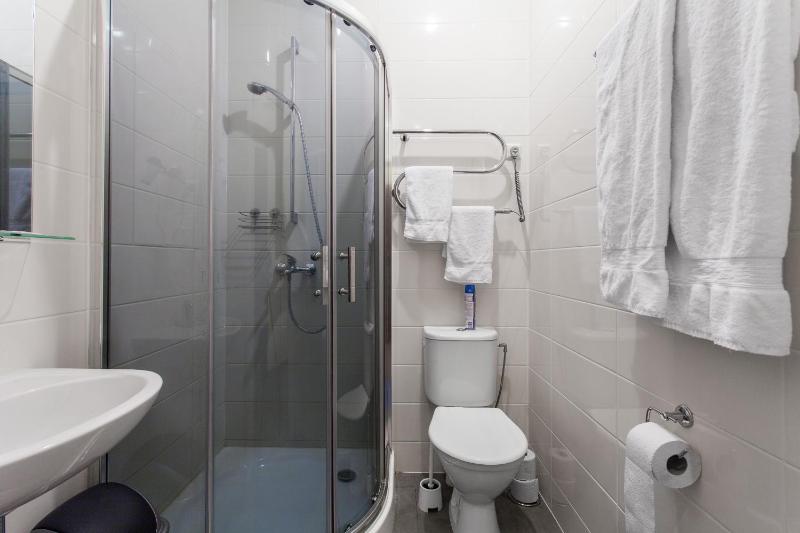 Double or Twin Room image 2
