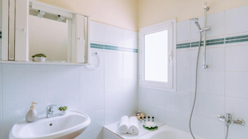 Lithostroto Suites - image 43