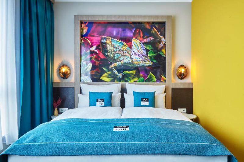 Standard Room image 4
