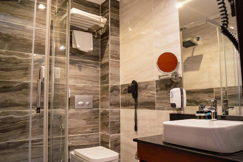 Standard Single Room image 2