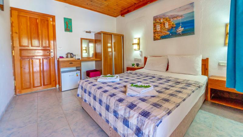 Standard Double or Twin Room image 1
