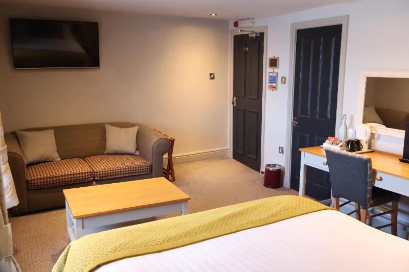 Superior Double Room image 4