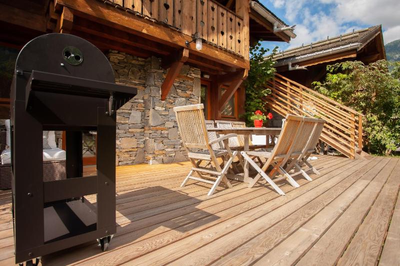 Chalet Kaiya Alpes Agency Les Praz Chamonix Sleeps 8 - image 5
