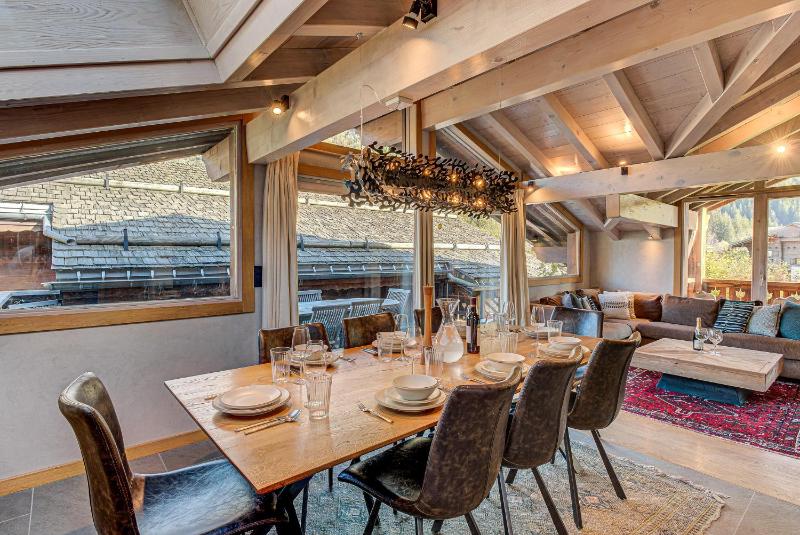 Chalet Kaiya Alpes Agency Les Praz Chamonix Sleeps 8 - image 8
