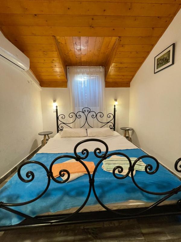 Deluxe Double Room image 3