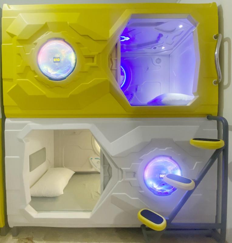 Mermaid Space Capsule Hostel Palermo - image 14