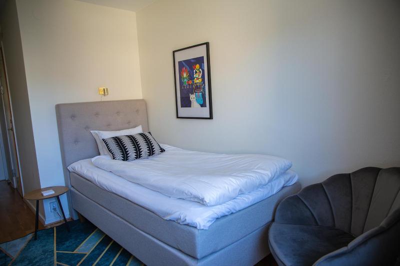 Standard Single Room image 2