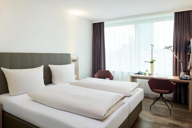 Essential Single Room image 4