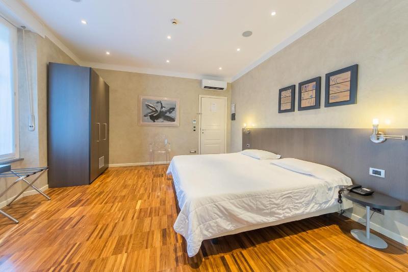 Triple Room image 1