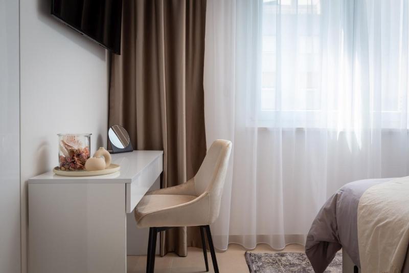 Luxury Apartment Silvery in Split center with jacuzzi sauna and parking - image 7
