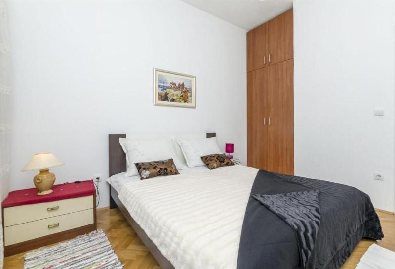 Apartment Zvone - image 13