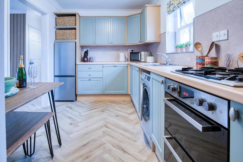 Kilmore House - 2 Bedroom Apartment - Tenby - image 9