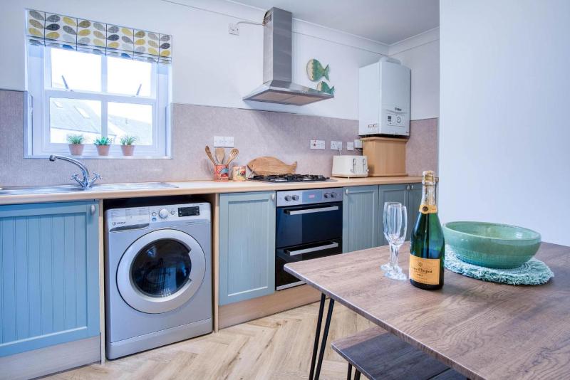 Kilmore House - 2 Bedroom Apartment - Tenby - image 35