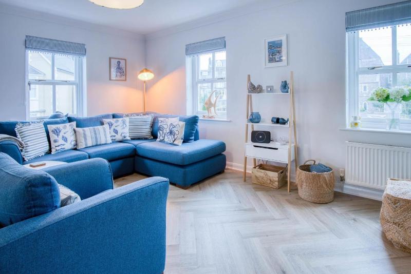 Kilmore House - 2 Bedroom Apartment - Tenby - image 6