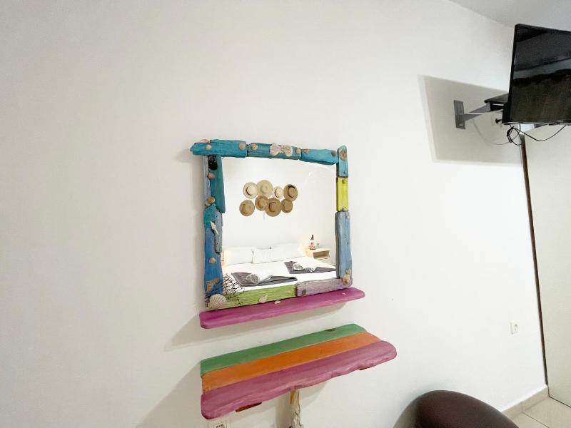Studio (4 Adults) image 2