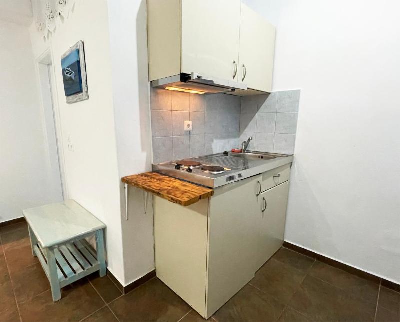 Studio with Side Sea View (2 Adults) image 3