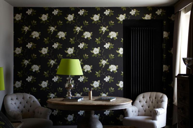 Junior Suite (2 Adults) image 3