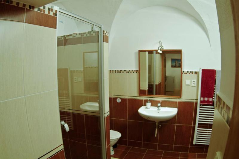 Apartment image 3
