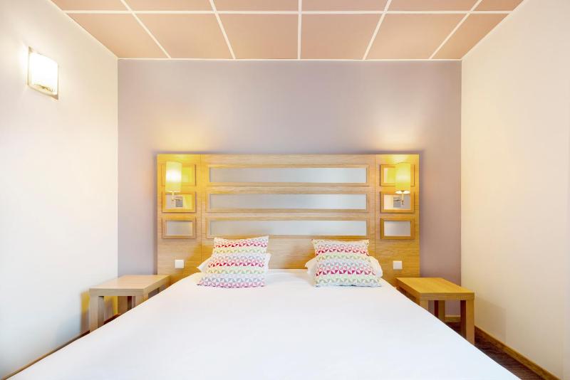 Standard Double Room image 1