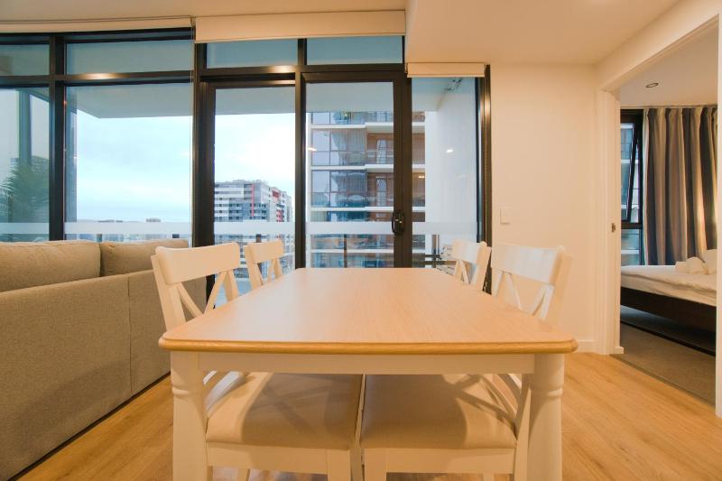 City Serenity 2BR Apt with Pool Gym Steam Sauna - image 8