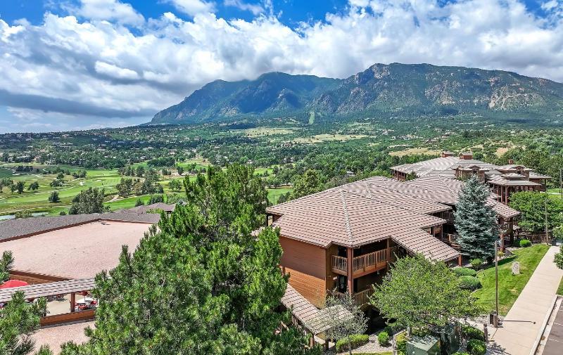Cheyenne Mountain Resort a Destination by Hyatt Hotels - image 26