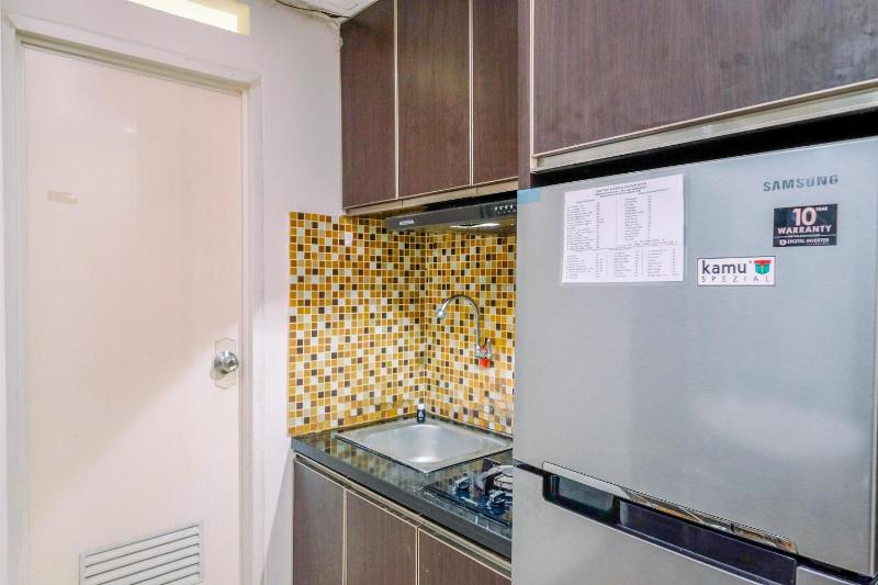Spacious 3BR at Bogor Valley Apartment By Travelio - image 29