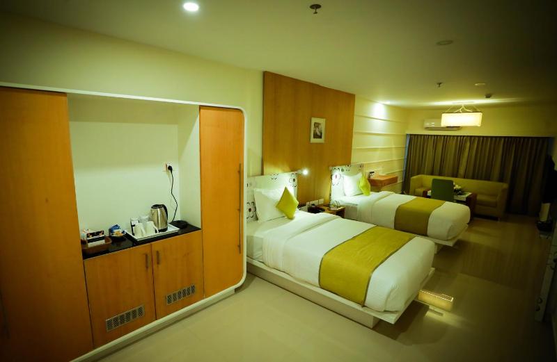 hotel emperor - image 6