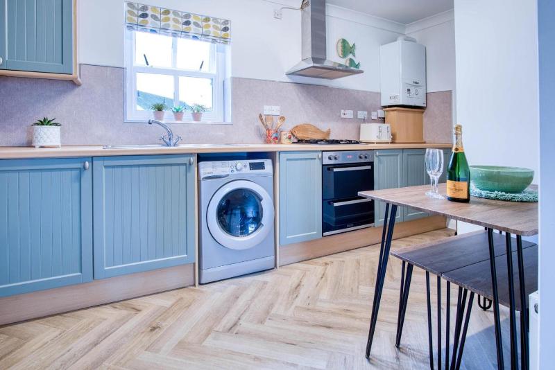 Kilmore House - 2 Bedroom Apartment - Tenby - image 17