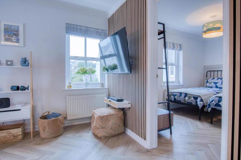 Kilmore House - 2 Bedroom Apartment - Tenby - image 27