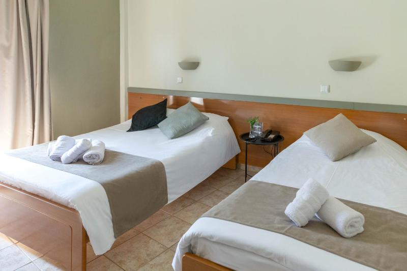 Triple Room image 4