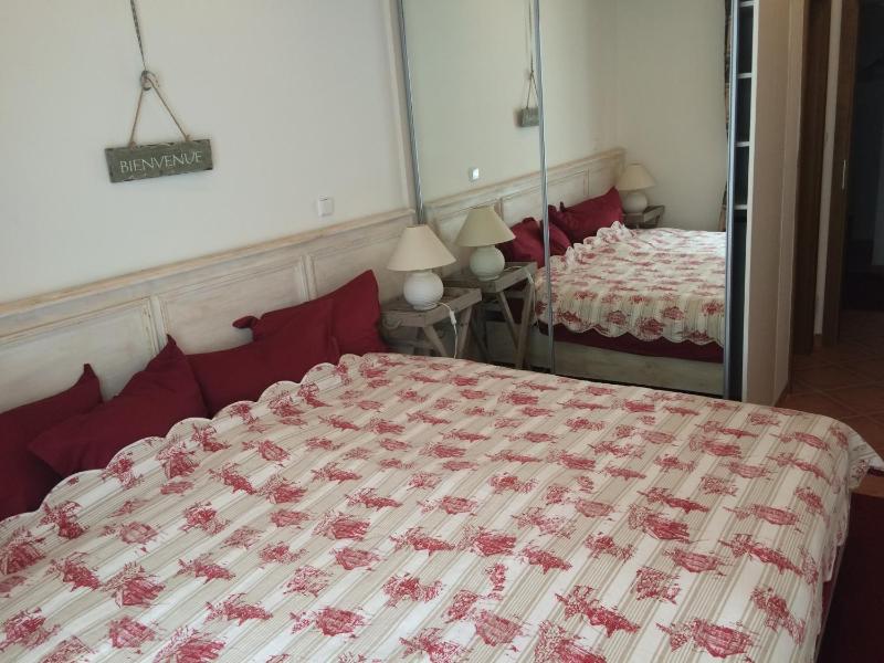 Apartment (2 Adults + 1 Child) image 2