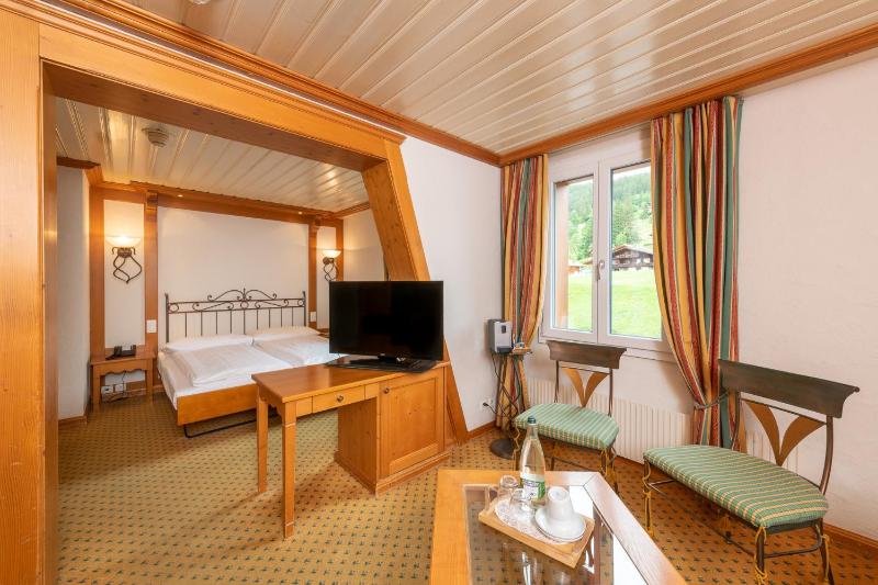 Double Room Comfort Basic with Sitting Corner, without Balcony image 2