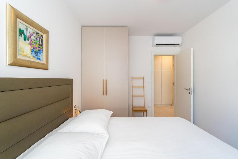 Apartments Irena - image 17