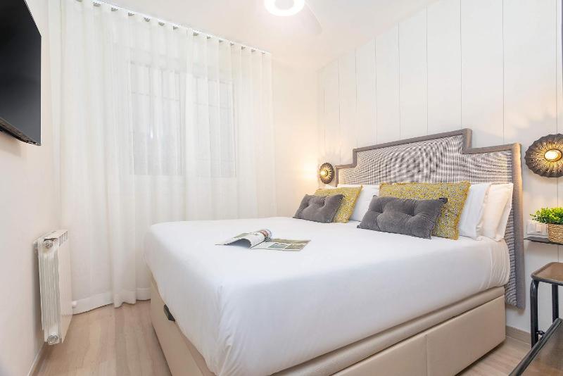 Three-Bedroom Apartment image 3