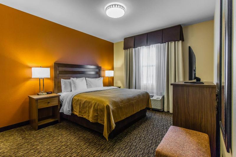King Suite image 4