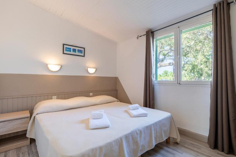 Three-Bedroom Apartment image 2