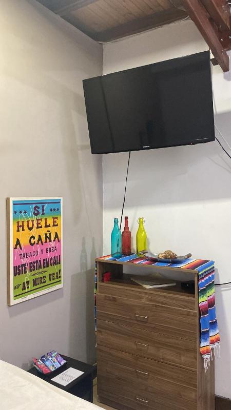 Apartarstudio muy bien ubicado cercano a todo!! - image 10