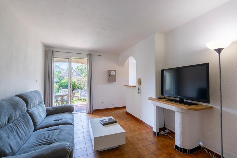 Two-Bedroom Apartment image 4