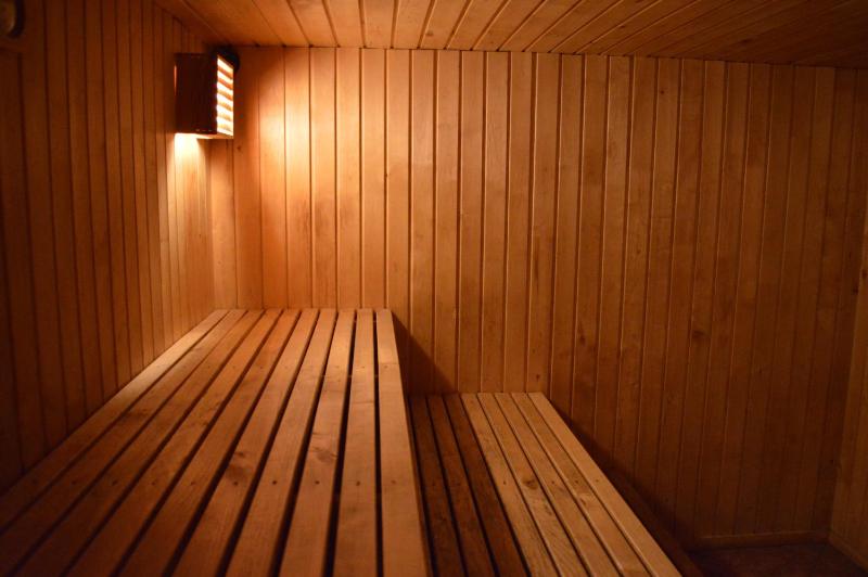 Guesthouse & sauna by HMTL - image 23