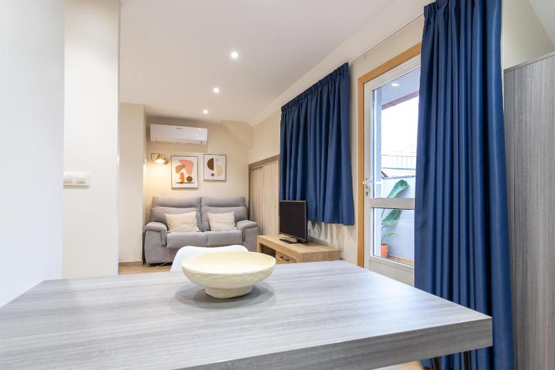 Vigo Bay Apartments by Olala Homes - image 12