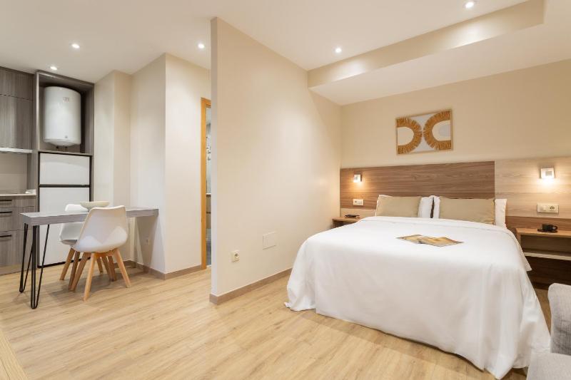 Vigo Bay Apartments by Olala Homes - image 26