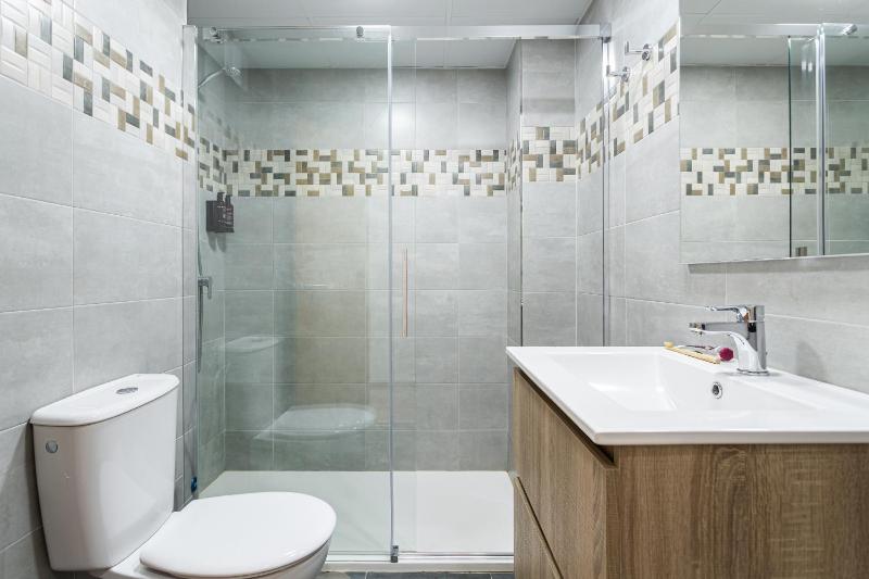 Vigo Bay Apartments by Olala Homes - image 4