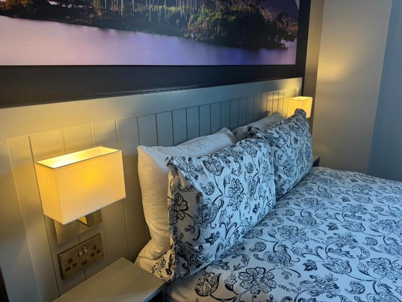 Double Room En suite image 1