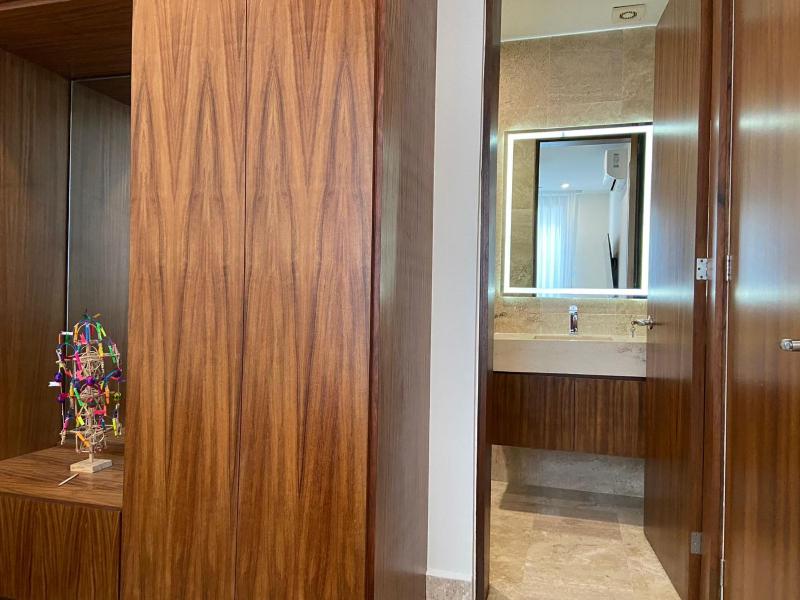 Francisca Luxury Suites - Adults Only - image 2