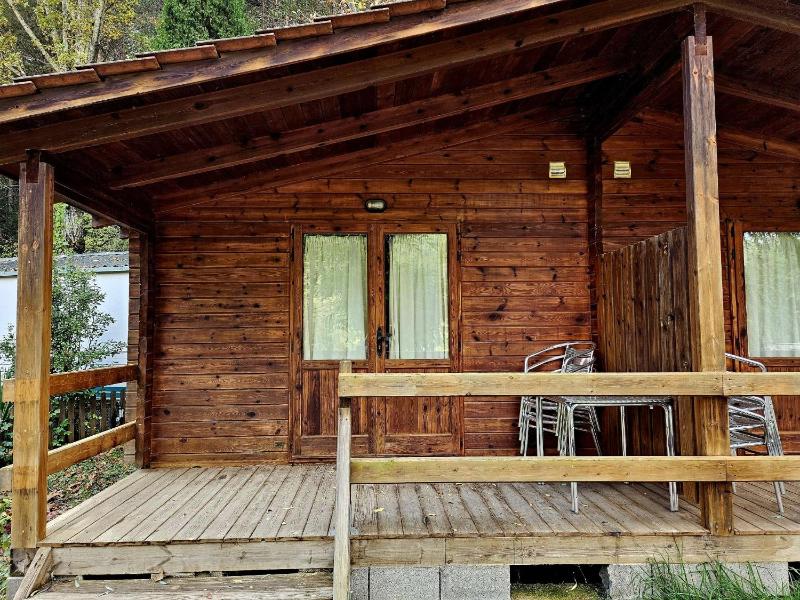 One-Bedroom Bungalow image 1