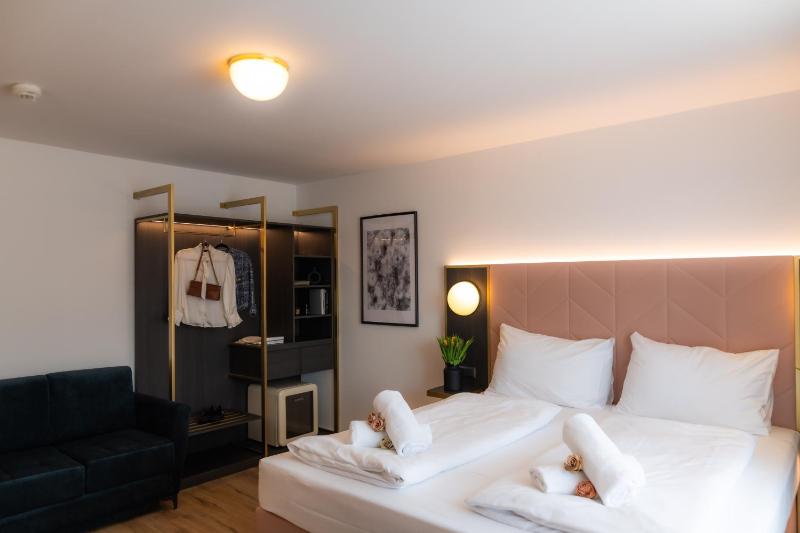 Florum Hotel - image 16