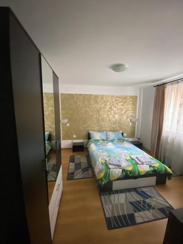 Double Room with Private Bathroom image 3