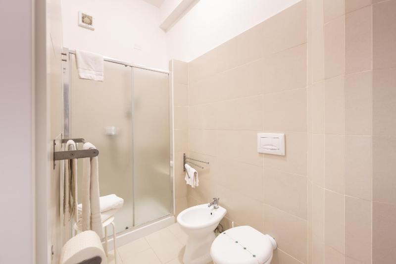 Apartment image 3