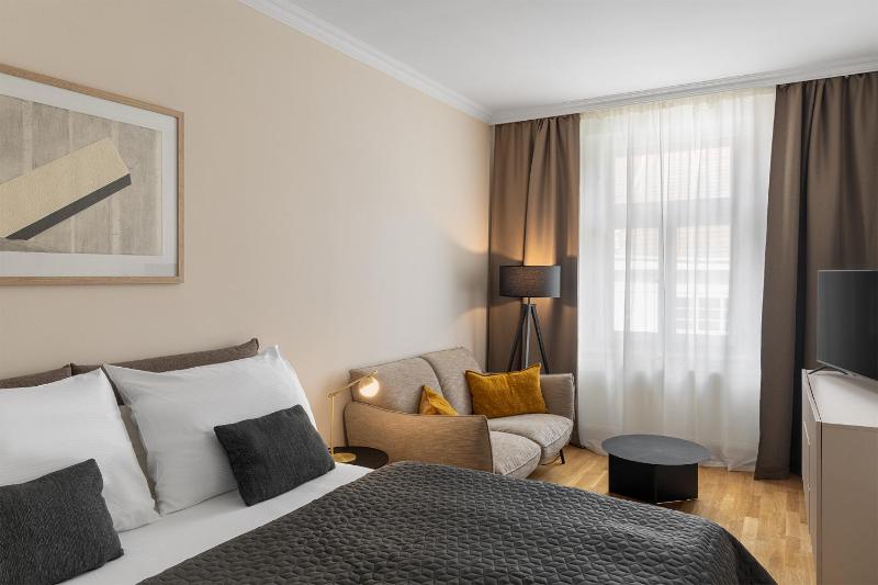 Junior Suite image 3