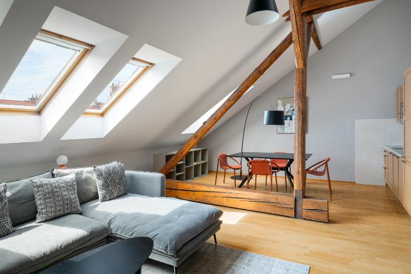 Deluxe Apartment image 1